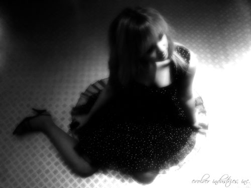 Meine kleine Schwester Sandra, fotografiert mit einem Fotohandy.